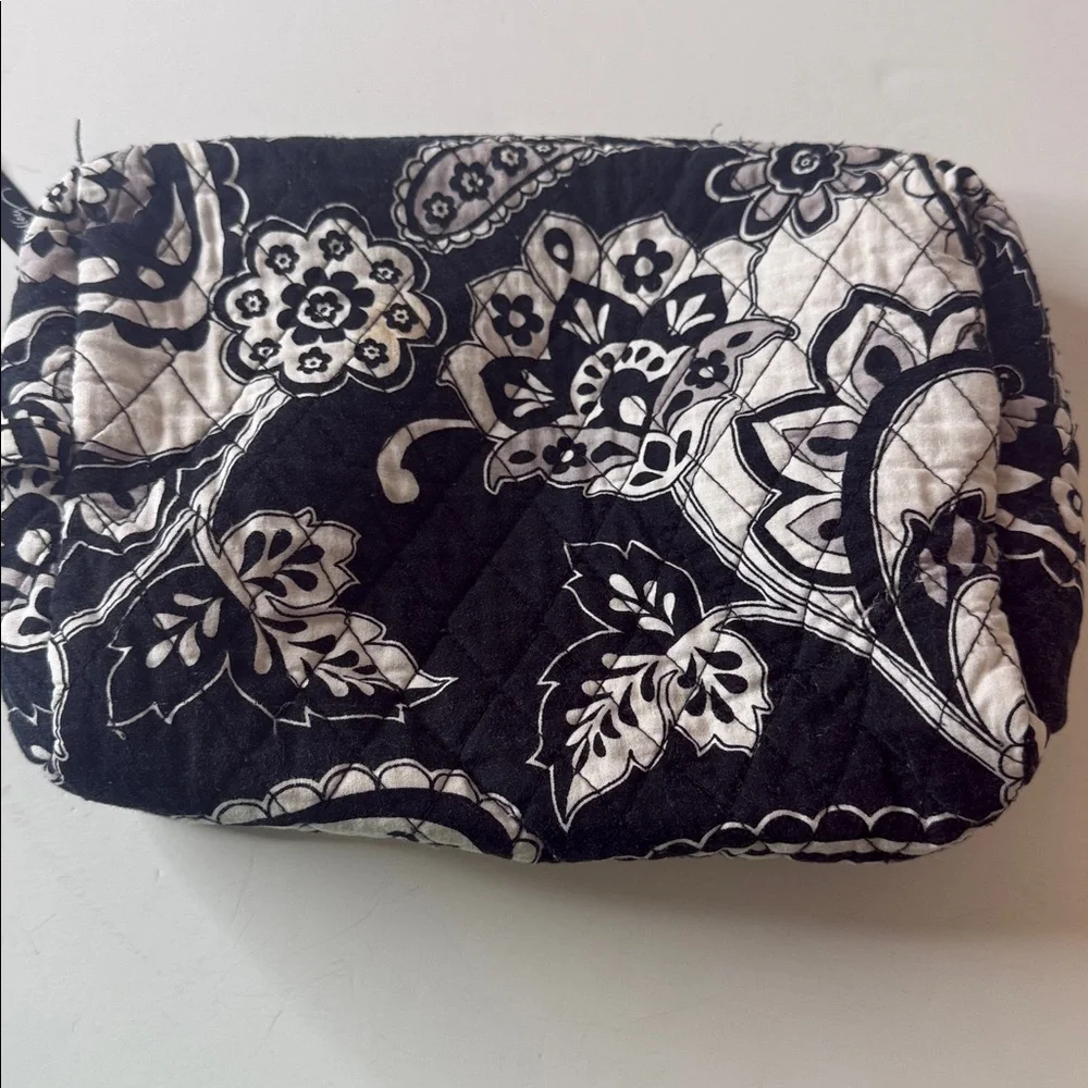 Vera Bradley RETIRED Midnight Paisley Cosmetic / Makeup Bag